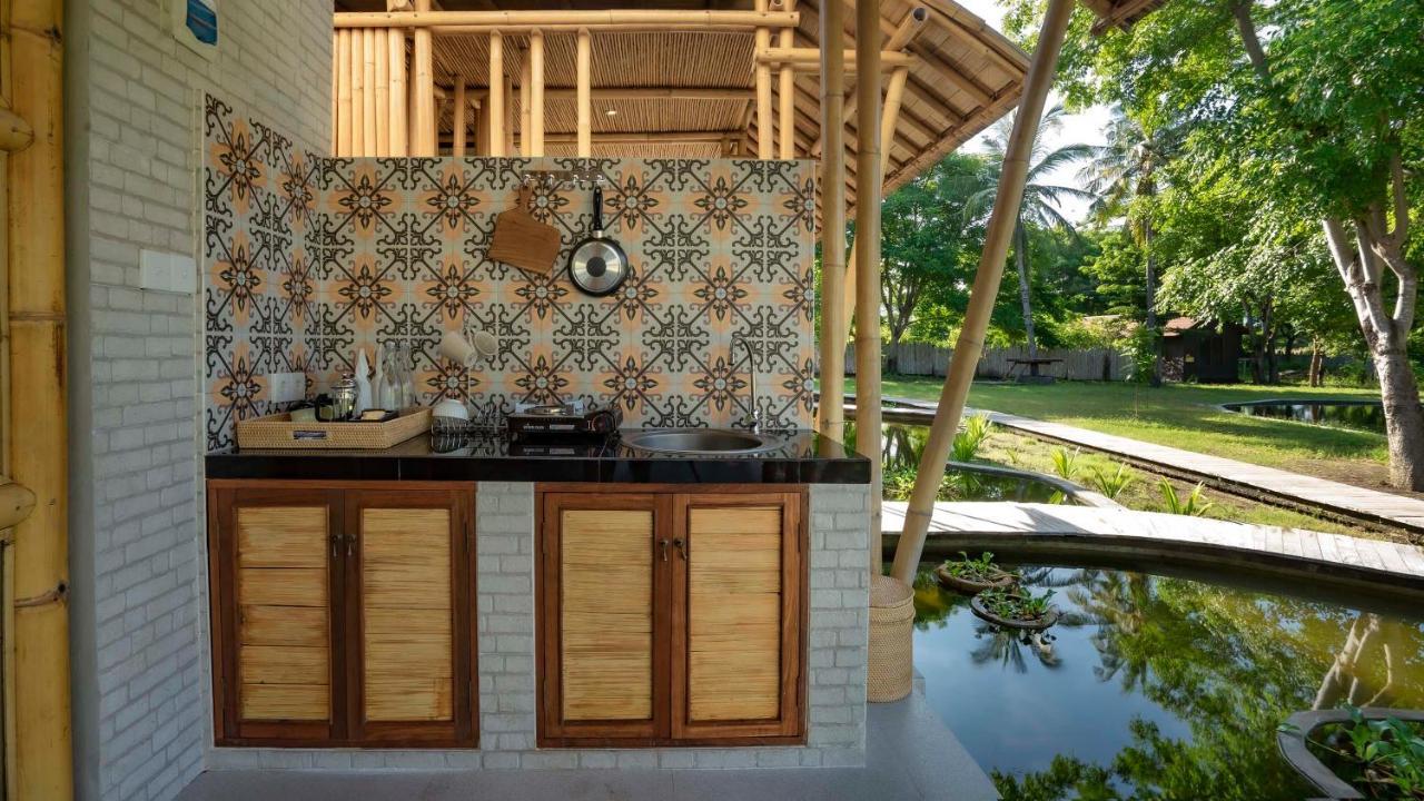Pravasa Gili Resort By Kajane Gili Meno Exterior photo
